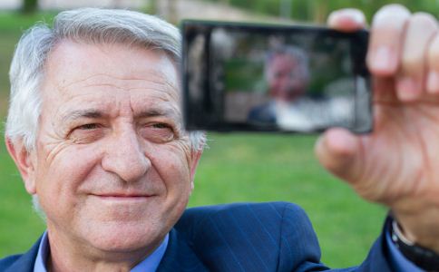 老人日常用品有哪些 主要有7大类 老人日常用品有哪些 老年人的新潮用品 老人常用的物品